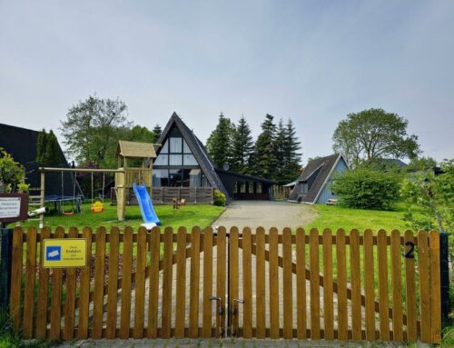 Objekt-Nr. 1131: Zu Fuß ans Meer! Wunderschönes Ferienhaus direkt am Butjenter Deich!