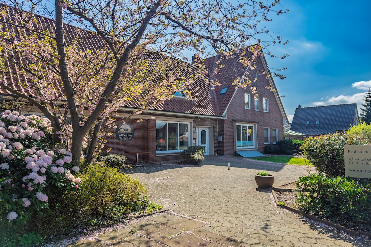 Ferienwohnung „Muschel“: Kleine Küstenperle mit Stellplatz in Burhave!