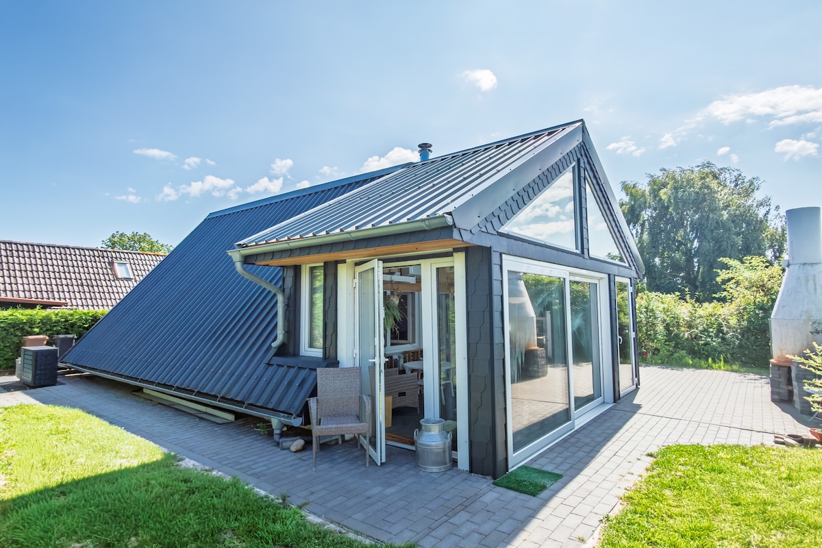 Küstenunikat in Burhave – energetisch saniertes Ferienhaus in begehrter Lage!